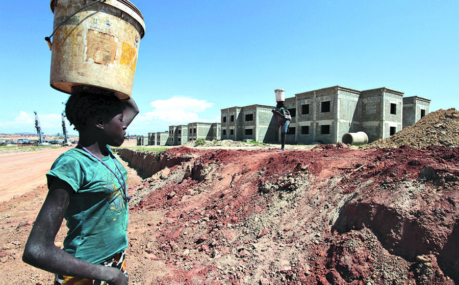 Angola construção
