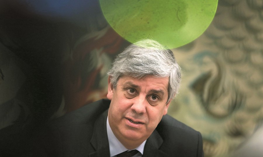 O ministro das Finanças, Mário Centeno, deixou cair o objetivo de alcançar um excedente orçamental em 2020.