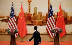 China impõe sanções a políticos norte-americanos como resposta aos EUA 