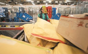 Governo prorroga concessão de serviço postal até setembro de 2021