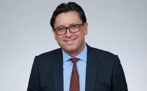 CEO da Sanofi admite que negócio representa 'um avanço estratégico para o nosso portefólio'.