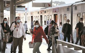 portugal desconfinamento covid virus mascaras transportes metro