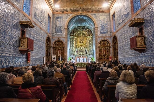 Quem celebra cerimónias religiosas pode ser candidato autárquico?