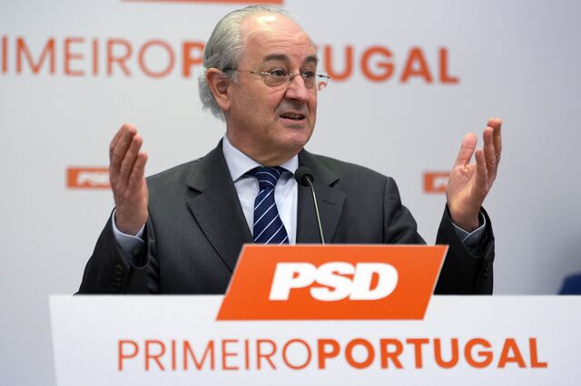 PSD quer 'lay-off' até final do ano e Estado menos 'dorminhoco'