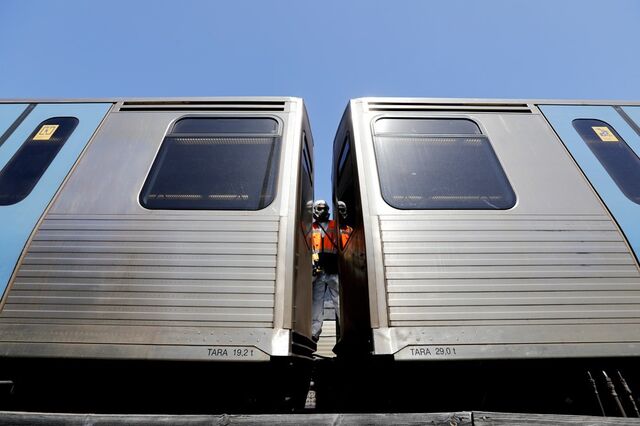Loures e Odivelas querem estar ligadas por metro de superficie até 2027 