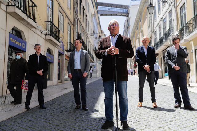 Intenções de voto no PS disparam com pandemia. BE e Chega caem