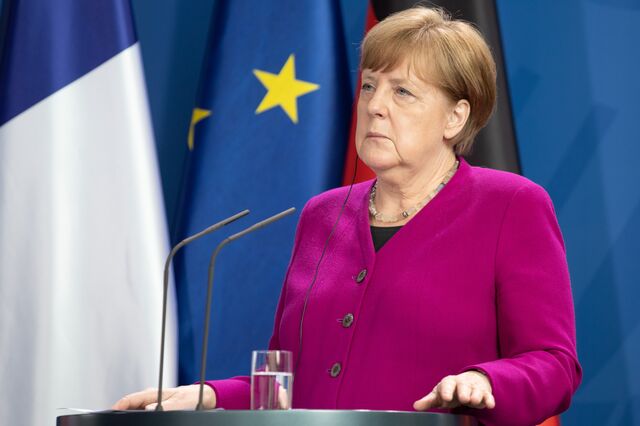 Merkel: UE deve preparar-se para um 'no deal' no Brexit