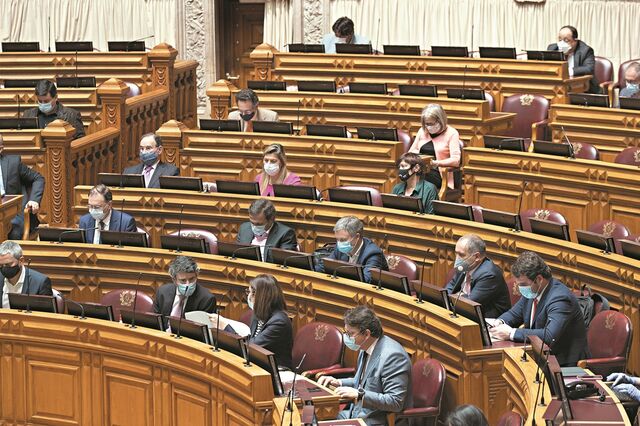 Orçamento do Estado suplementar debatido na generalidade na AR em 19 de junho