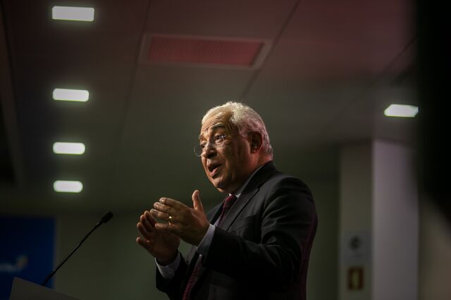 Costa anuncia 30 milhões para 'programação cultural' das autarquias