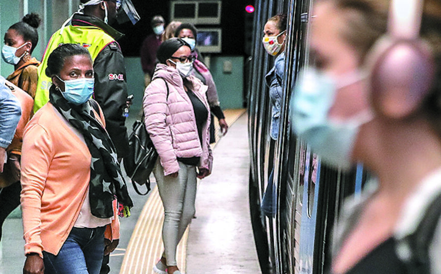 reabertura economia transportes metro covid virus mascaras protecao