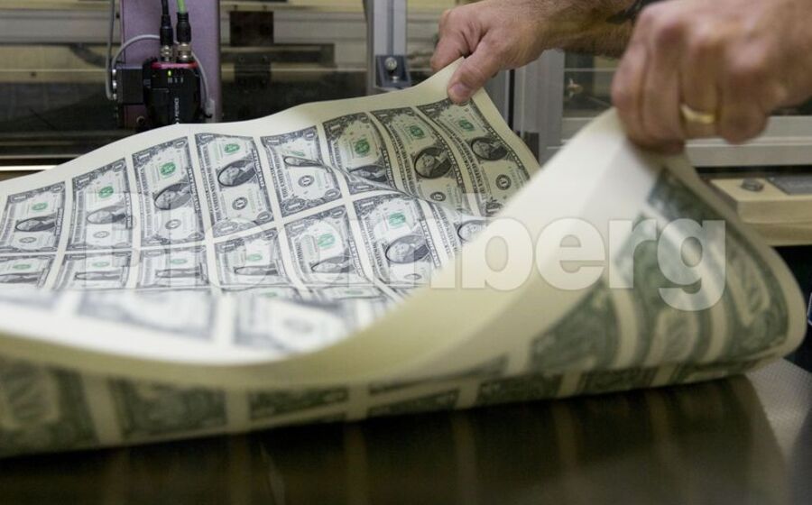 dinheiro dolares notas bloomberg
