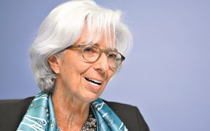 Covid-19: Lagarde admite usar programa de estímulos para combater alterações climáticas