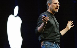 Morte de Steve Jobs interrompeu fusão entre Disney e Apple 