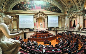 assembleia parlamento