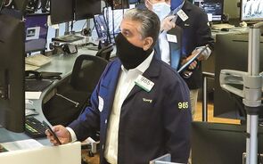 wall street bolsas operadores mascaras