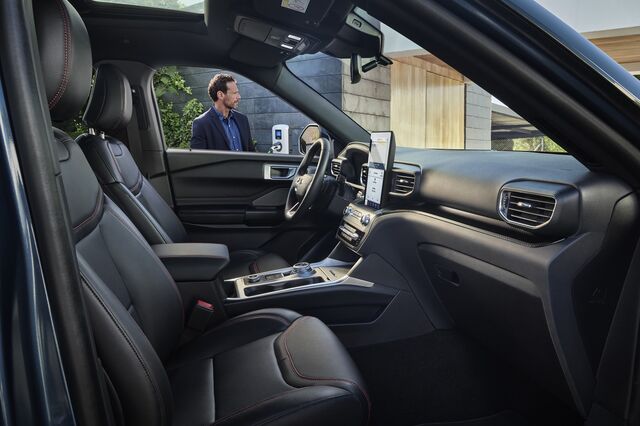 Ford substitui CEO Jim Hackett num esforço de mudança