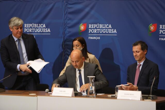Portugal vai reembolsar 8.000 milhões na próxima semana. Já tem o dinheiro