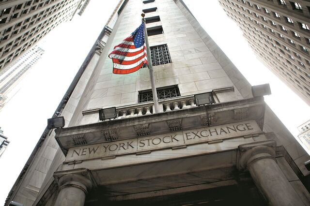 Bolsa de Nova Iorque volta atrás e vai mesmo expulsar empresas chinesas 