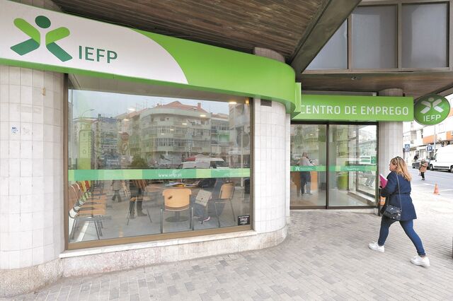Inscrições nos centros de emprego estão a crescer 21%