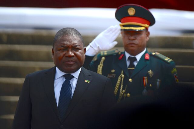 No Norte de Moçambique com armas e em força