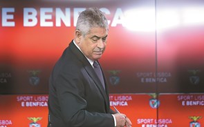 Vieira suspende funções no Benfica. Direção reúne nas próximas horas