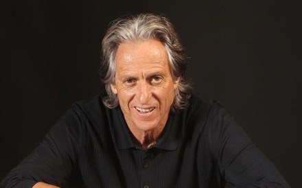 Benfica oficializa contratação de Jorge Jesus