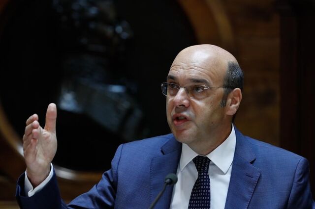 Indemnização pela nacionalização da Efacec 'será paga a quem provar pertencer-lhe'