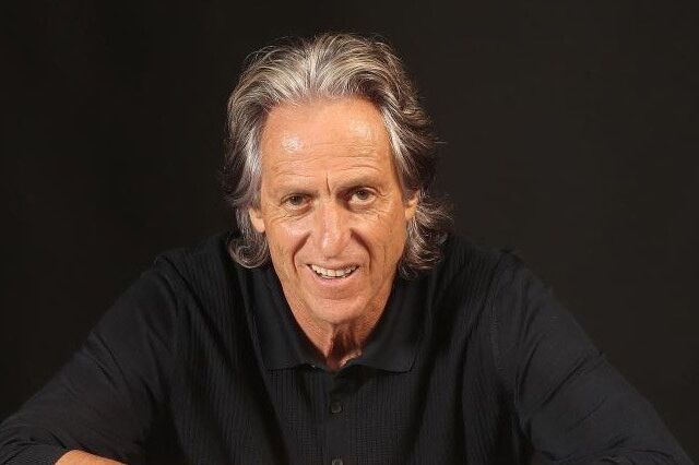 Benfica oficializa contratação de Jorge Jesus