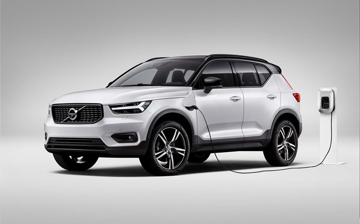 30.º Volvo XC40	