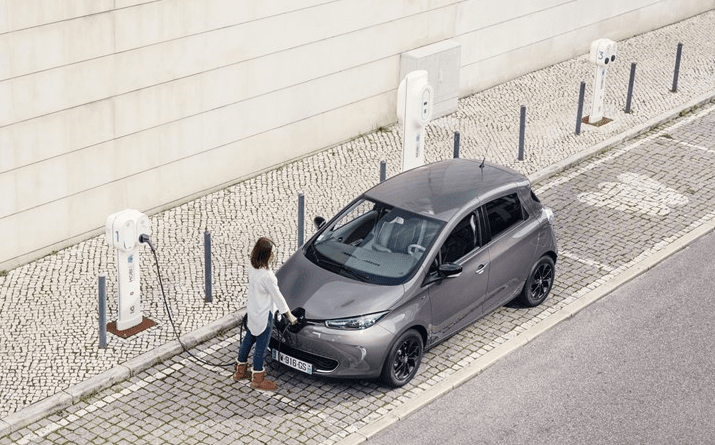 32.º Renault Zoe	