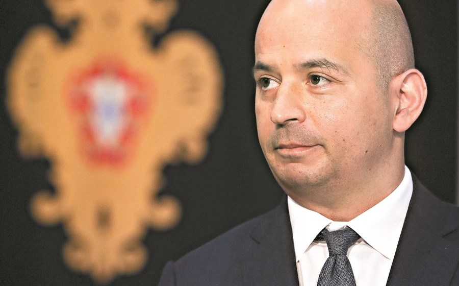 Esta será a primeira avaliação calenda      rizada das agências de “rating” já com o novo ministro das Finanças, João Leão, ao leme.