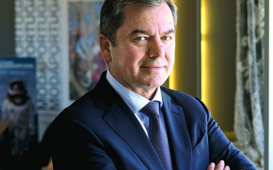 presidente da ANIVEC, César Araújo,