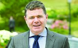 Paschal Donohoe falava à entrada para a reunião dos ministros das Finanças da Zona Euro.