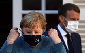 Alemanha e França impõem confinamentos parciais de um mês para travar covid