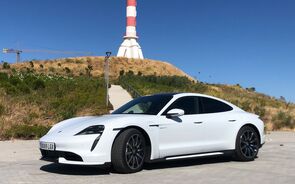 Porsche Taycan Turbo.mp4
