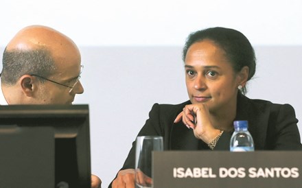 Sonae fica sozinha a mandar na Nos. Isabel dos Santos passa a ser minoritária