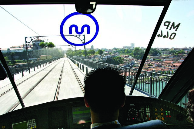 Elevo quer suspender expansão do metro do Porto