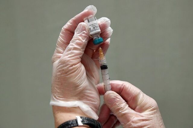 Moderna recebe 1,5 mil milhões de dólares dos EUA por 100 milhões de vacinas