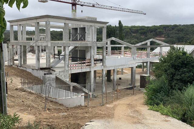 Hotel de Louboutin em Melides  já está em fase de construção