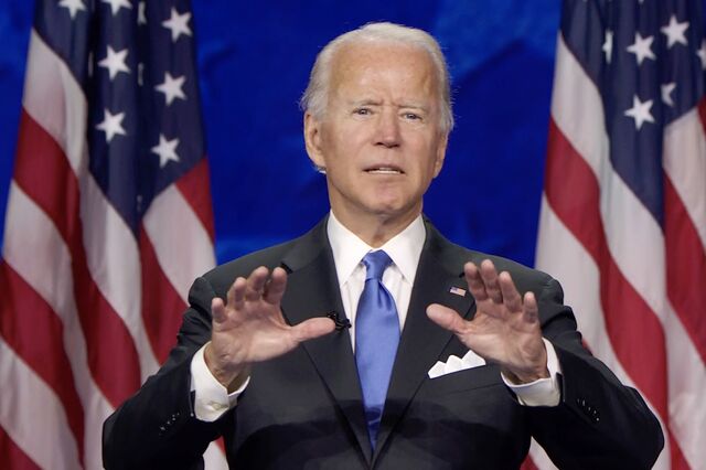 Sondagem: Joe Biden alarga vantagem para 16 pontos após debate e infeção de Trump