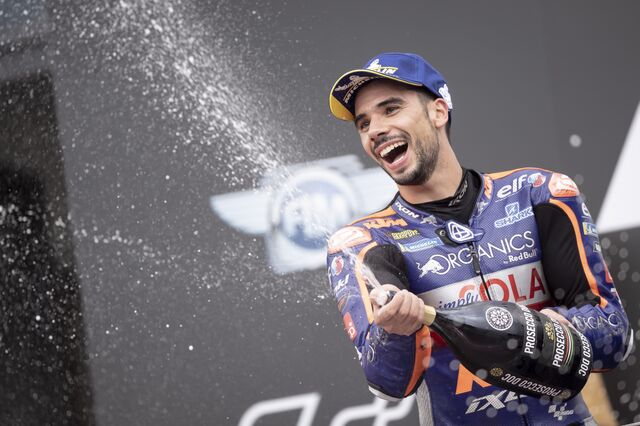 MotoGP: Oliveira fez a festa na Tailândia