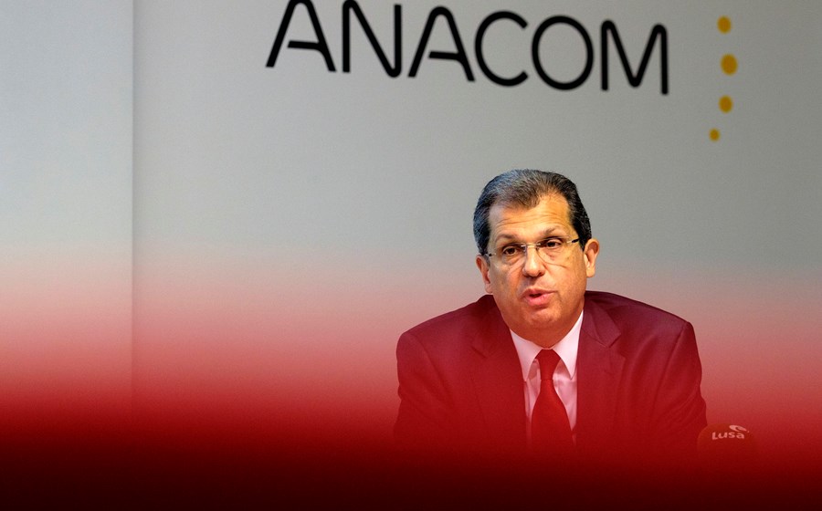 O presidente da Anacom, Cadete de Matos, e o secretário de Estado das Comunicações, Souto de Miranda, têm visões diferentes para o 5G.