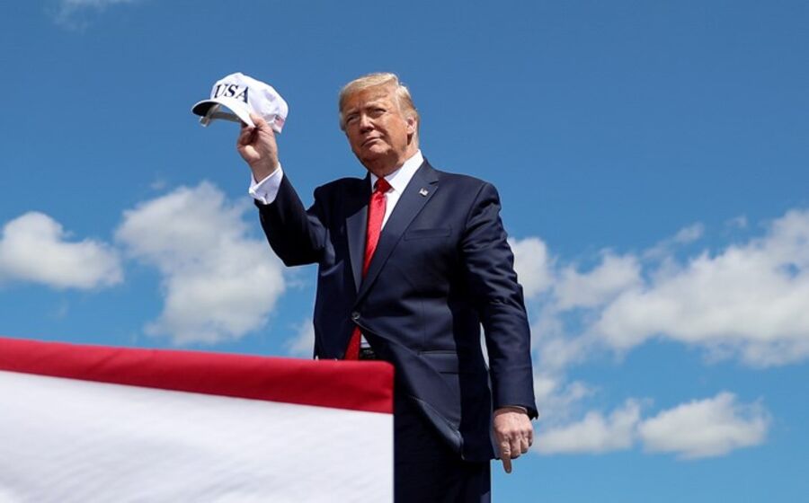 Trump ameaça fazer birra. Se Obama recebeu um Nobel eu também quero um.