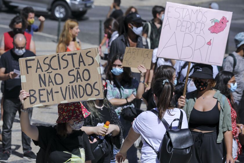 manifestação racismo