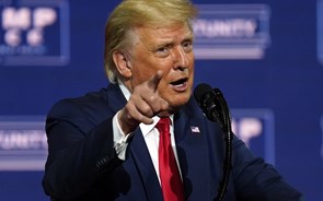 Trump exige a responsável da Geórgia que encontre votos para reverter as presidenciais dos EUA