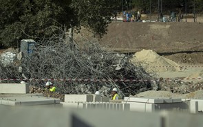 Câmara de Lisboa diz que desabamento no metro foi por 'erro' em obra do município 