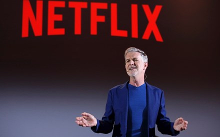 Netflix afunda 25%. Desilusão nos novos assinantes dá pior dia numa década