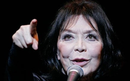 Morreu a cantora e ícone da canção francesa Juliette Gréco