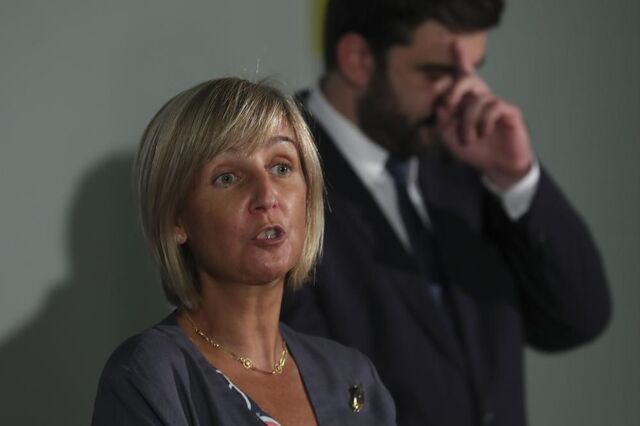 Ministra da Saúde diz que país está preparado para enfrentar regresso à escola em segurança