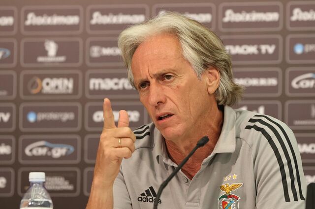 Sondagem: Benfica mais favorito a conquista do título e Jesus visto como melhor treinador